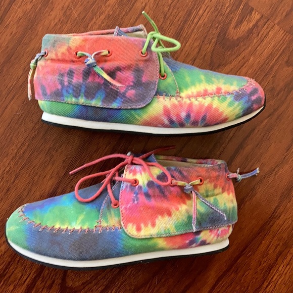 Akid Tie Dye moc canvas lace sneakers kids size 5 - Picture 1 of 16